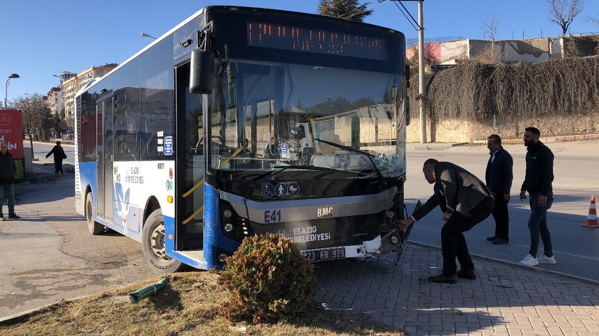 Elazığ'da meydana gelen trafik kazasında 1 kişi yaralandı. Olay yerinde
