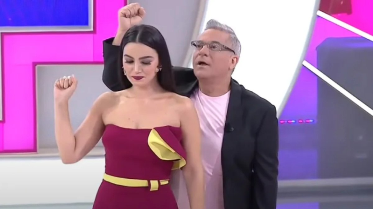 Emel Özkızıltaş, ekranlardan uzaklaşarak sosyal medyada büyük bir başarıya imza