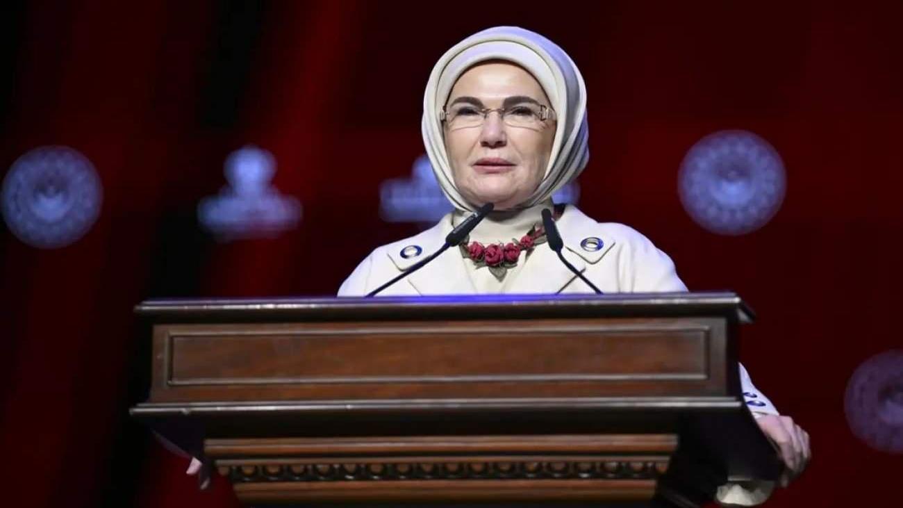 Emine Erdoğan, Kahramanmaraş depremlerinin ikinci yılında duygusal bir mesajla vatandaşlara