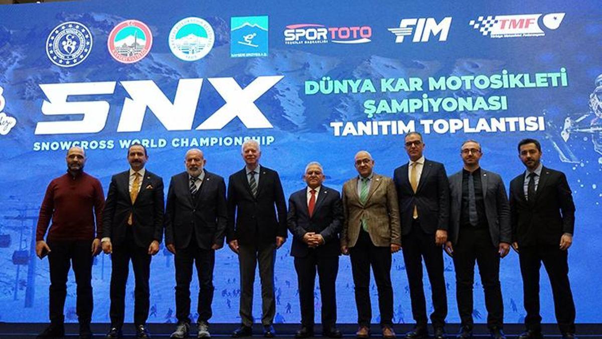 Erciyes'te düzenlenen Dünya Kar Motosiklet Şampiyonası, heyecan dolu anlara ev