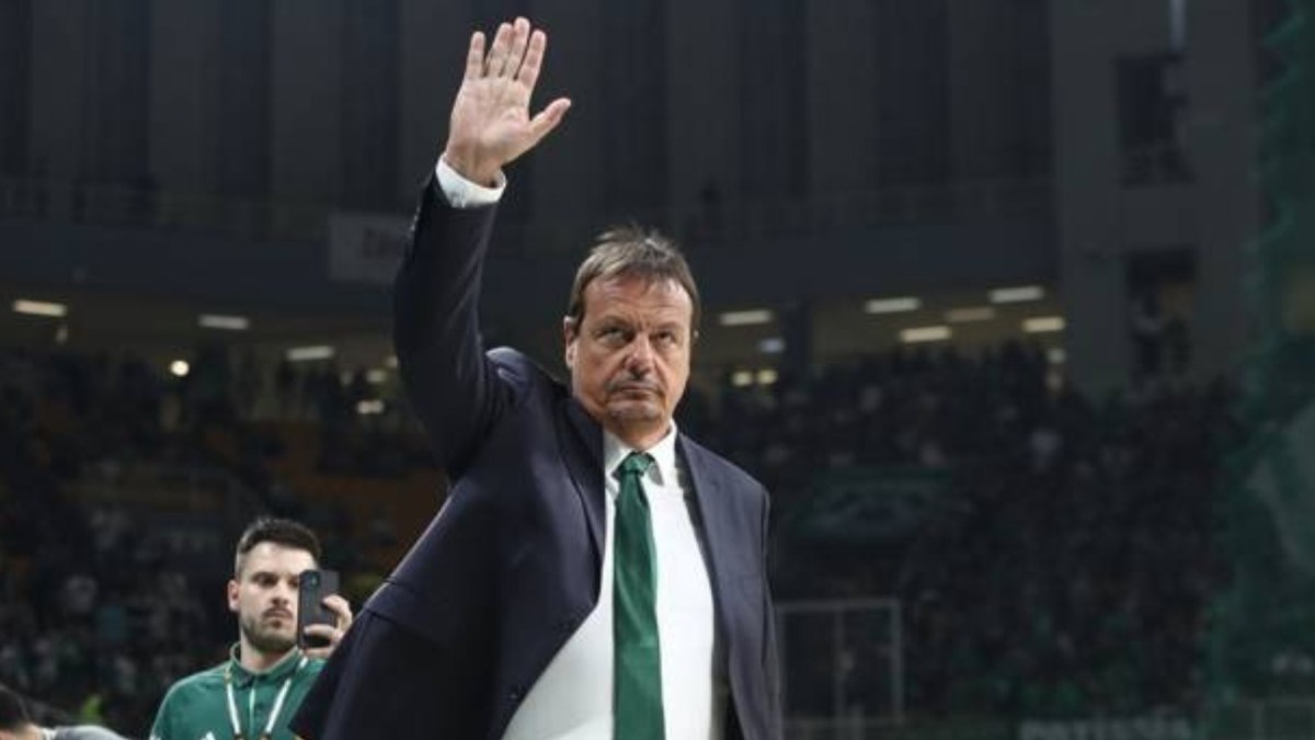 Ergin Ataman'ın başantrenörlüğünü yaptığı Panathinaikos AKTOR, Olympiakos'u 79-75 mağlup ederek