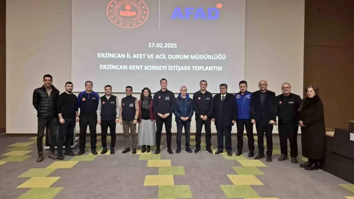 Erzincan'da AFAD ve Kent Kurulu, acil durumlar için istekli ve