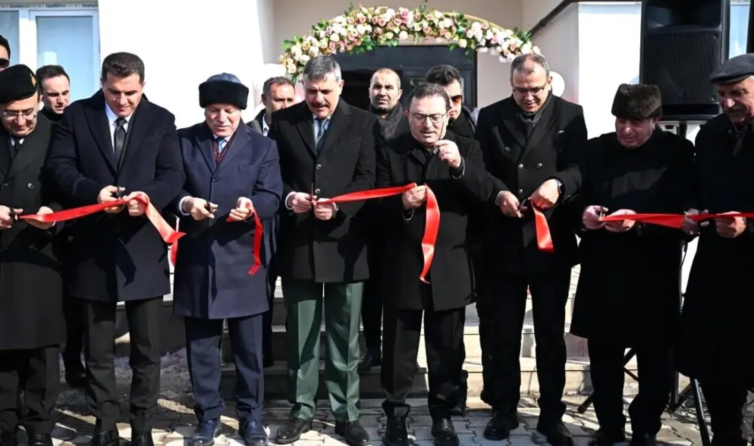 Erzurum'da yeni jandarma ve emniyet tesislerinin açılışı yapıldı. Güvenlik güçlerinin
