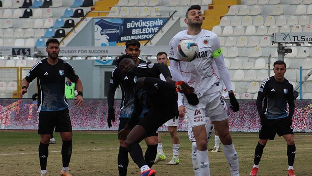 Erzurumspor FK ile Gençlerbirliği arasında oynanan maçta, heyecan dolu anlar
