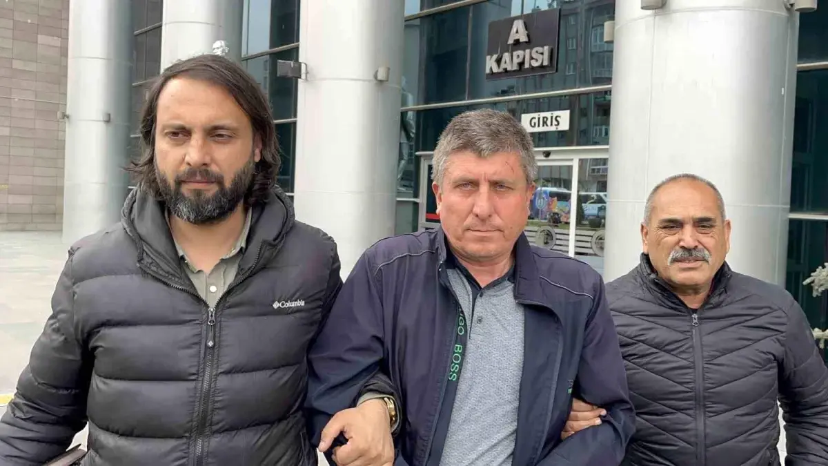 Rus eşi Elena'yı 14 yerinden bıçaklayarak öldüren Atila Sarıhan'ın davası