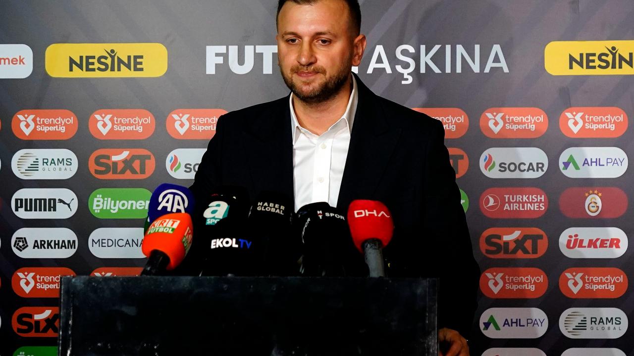 Eyüpspor Asbaşkanı Fatih Kulaksız, Berke Özer ve Fenerbahçe ile olan