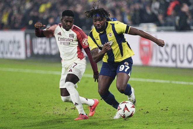 Fenerbahçe'den Allan Saint-Maximin ile Yolların Ayrılması!
