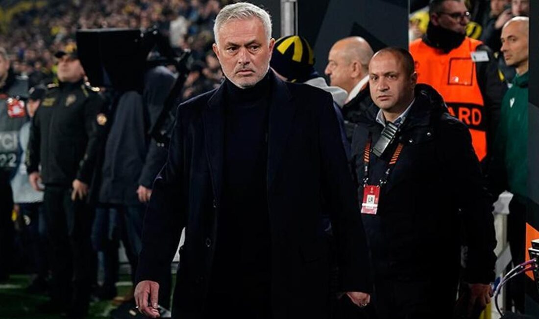 Fenerbahçe, UEFA Avrupa Ligi Play-Off Turu'nda Anderlecht ile karşı karşıya