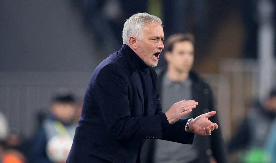 Fenerbahçe, UEFA Avrupa Ligi'nde oynadığı önemli maçta Anderlecht'i 3-0 yenerek
