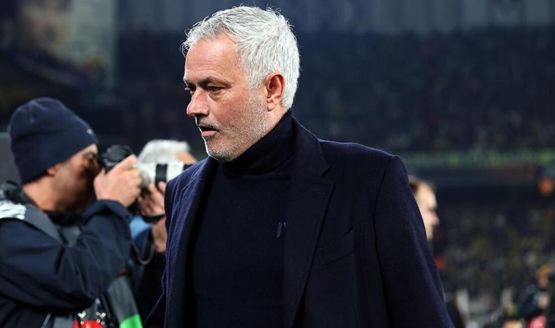 Fenerbahçe, Anderlecht ile karşılaştı ve Mourinho'nun başarılı stratejisi maçta belirleyici