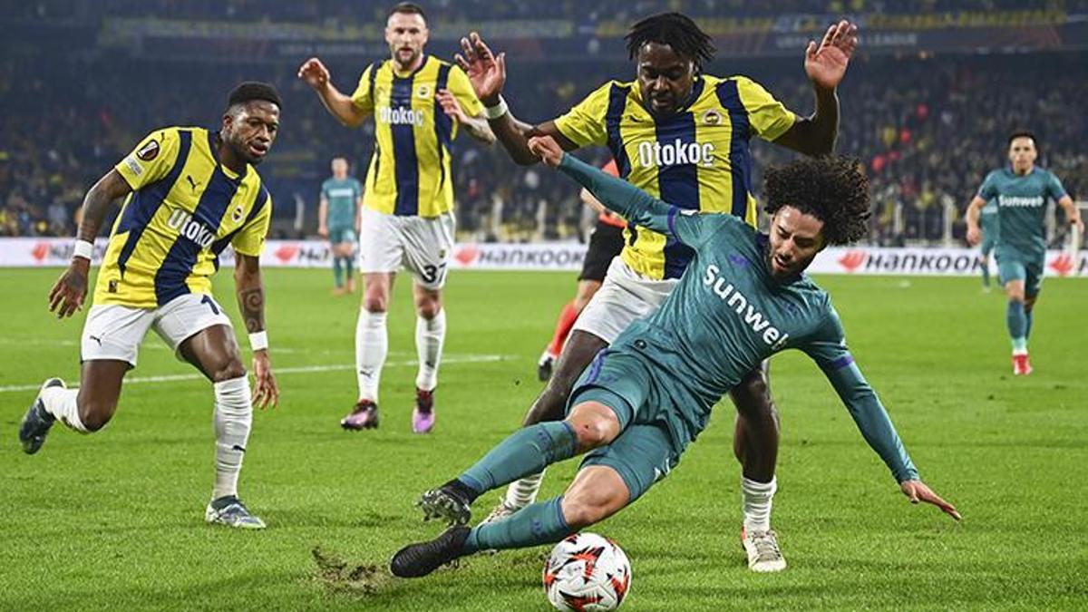 Fenerbahçe, Anderlecht ile karşılaştığı maçta sahasında büyük bir mücadele sergiledi.