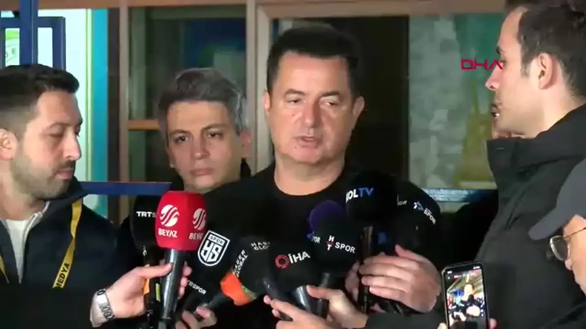 Fenerbahçe Asbaşkanı Acun Ilıcalı, maç sonrası değerlendirmeleriyle dikkat çekti. Takımın