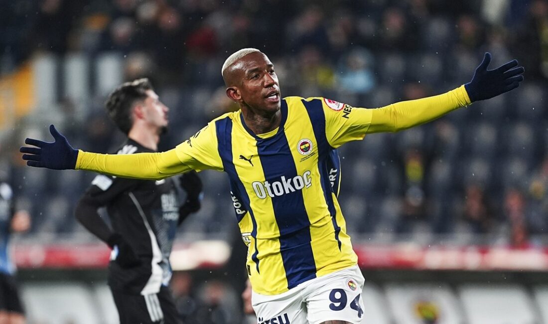 Fenerbahçe, Erzurumspor'u 5-0 yenerek ligdeki önemli bir galibiyet elde etti.