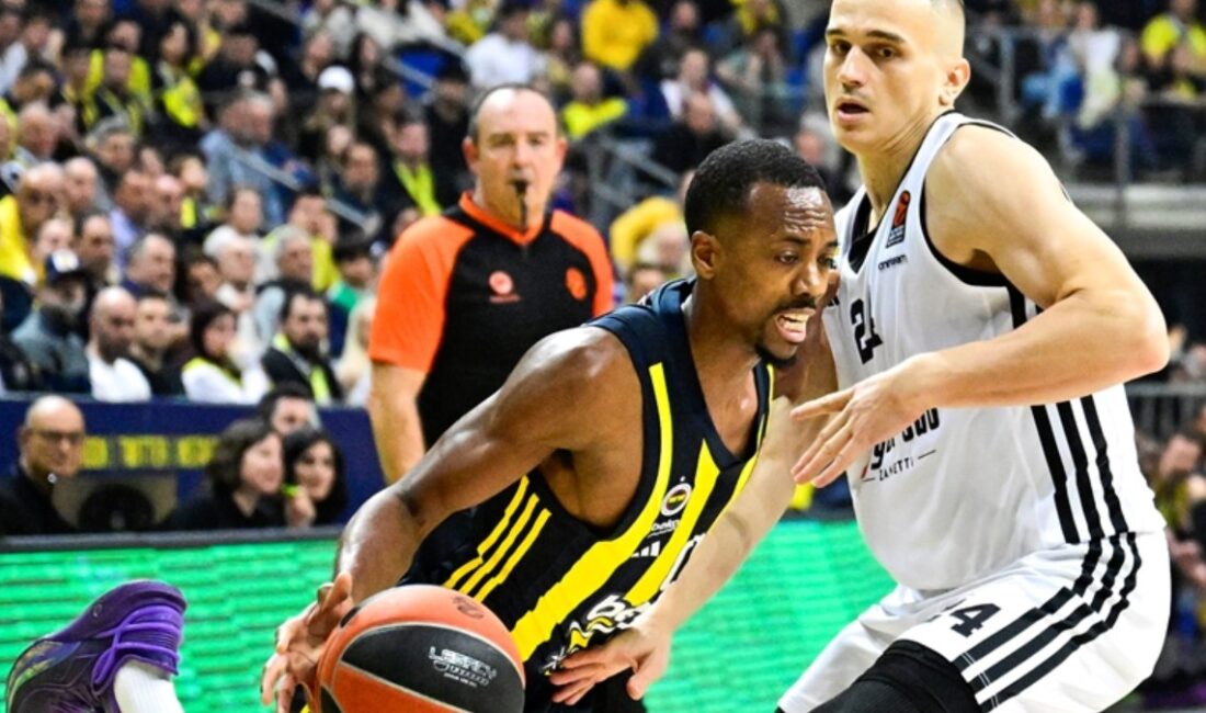 Fenerbahçe, EuroLeague'de Virtus Bologna'yı 95-81 yenerek sezonun 16. galibiyetini aldı.