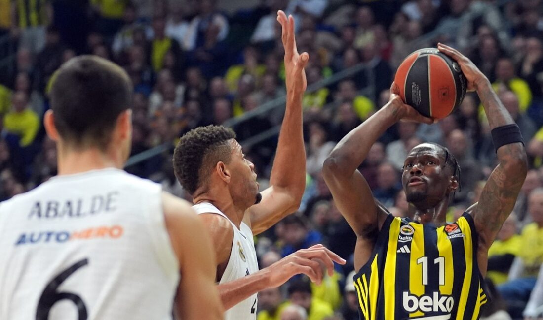 Fenerbahçe, EuroLeague'deki önemli mücadelesinde Real Madrid'i 78-67 yenerek büyük bir