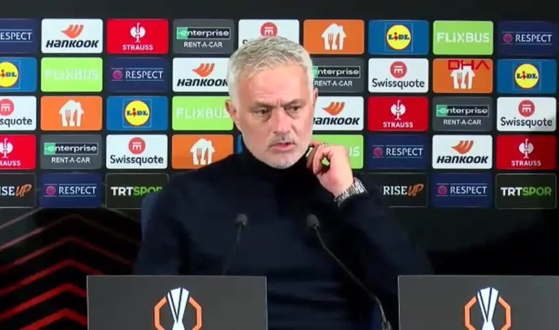 Fenerbahçe Teknik Direktörü Jose Mourinho, Anderlecht maçı sonrası yaptığı açıklamalarda