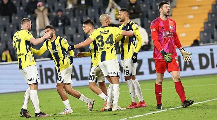 Fenerbahçe, Ziraat Türkiye Kupası'nda Fırtına Gibi Esti
