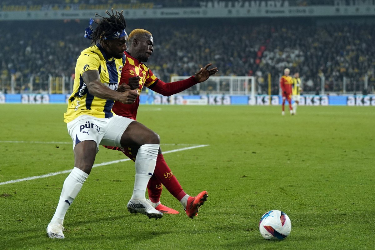 Fenerbahçe'de Allan Saint-Maximin Kararı