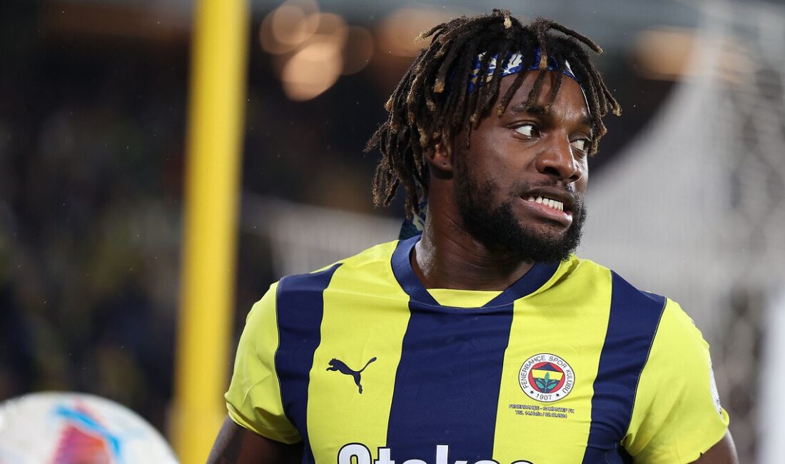 Fenerbahçe, Allan Saint-Maximin'in geleceği hakkında önemli bir karar aldı. Transfer