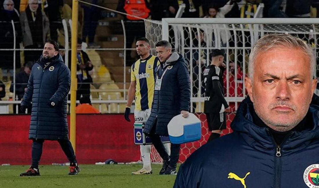 Fenerbahçe, sakatlık şoku ile sarsıldı! Üç stoper birden kadrodan çıkarak