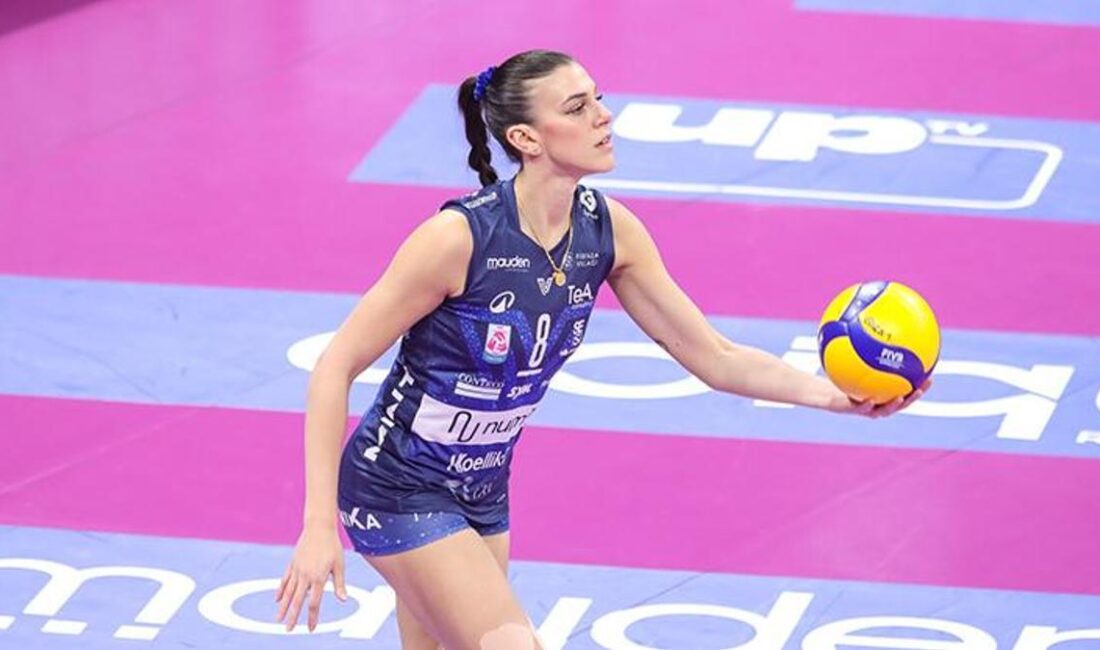 Vodafone Sultanlar Ligi gruplarından Fenerbahçe Medicana, Vero Volley Milano forması
