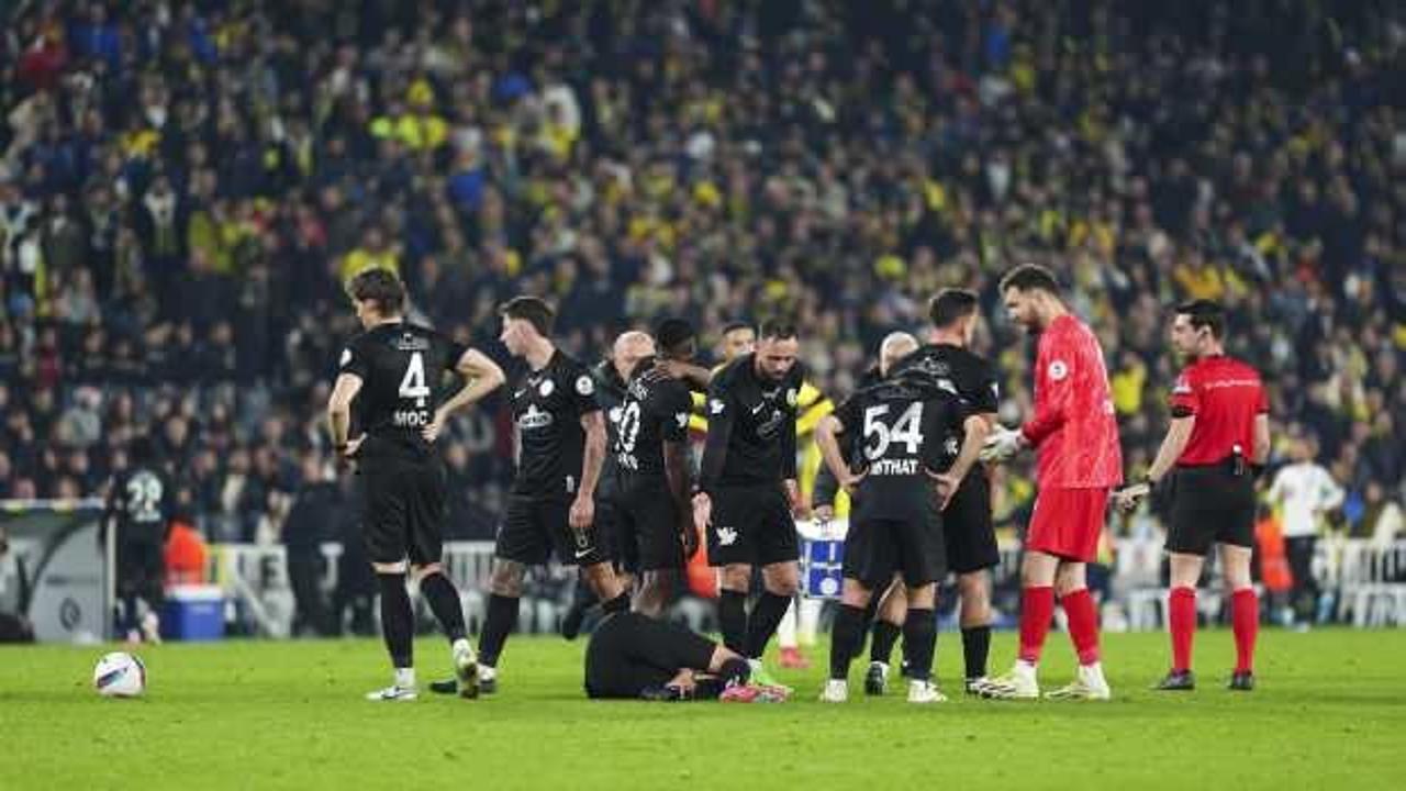 Fenerbahçe'nin dramatik zaferi, Çaykur Rizespor'u 3-2 yenerek geri dönüşü simgeliyor.