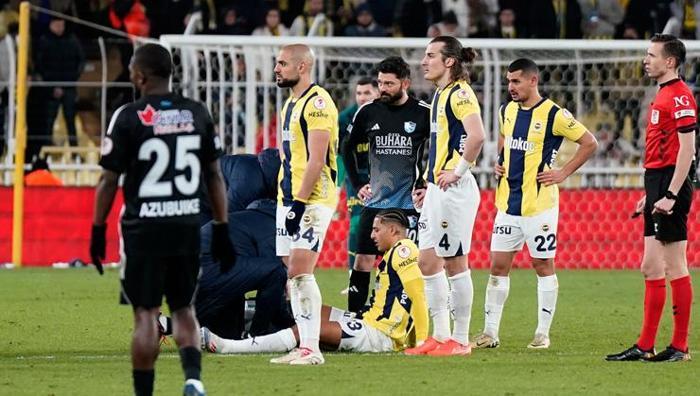 Fenerbahçe'nin Erzurumspor Maçında Yaşanan Skandal ve Tepkiler