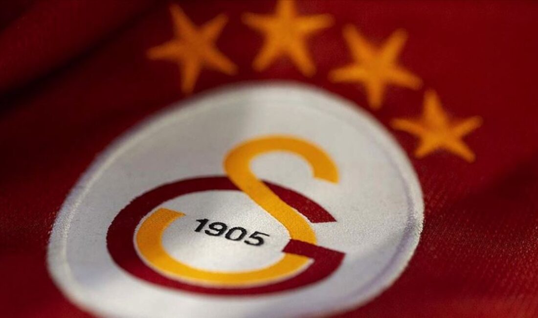 Fenerbahçe'nin Rizespor'a karşı gerçekleştirdiği tarihi dönüş, futbolseverlerin hafızasında yer etti.