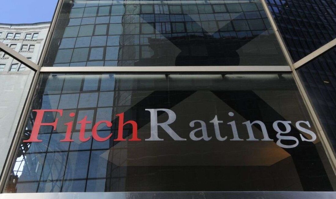 Moody’s’in akabinde Fitch de Nissan’ın kredi notunu düşürdü.  