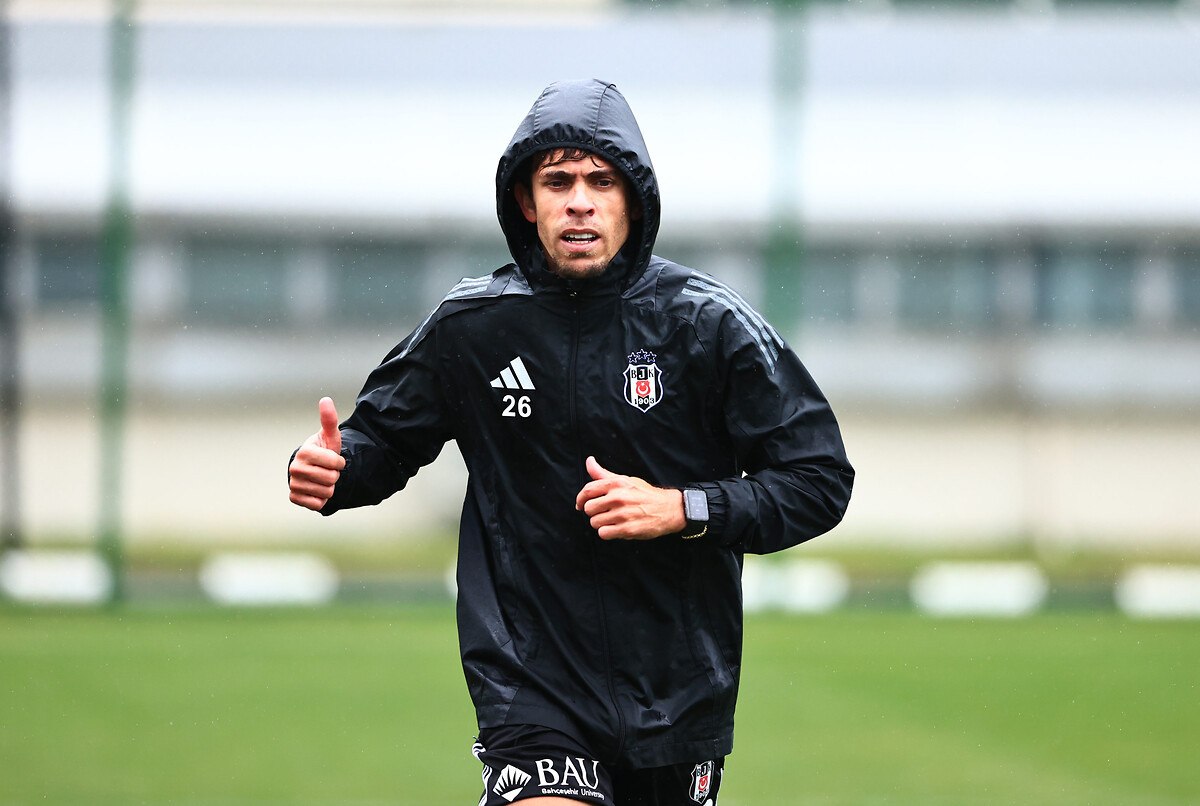 Gabriel Paulista'ya Corinthians Talip Oldu, Beşiktaş Ostigard'ı Düşünüyor