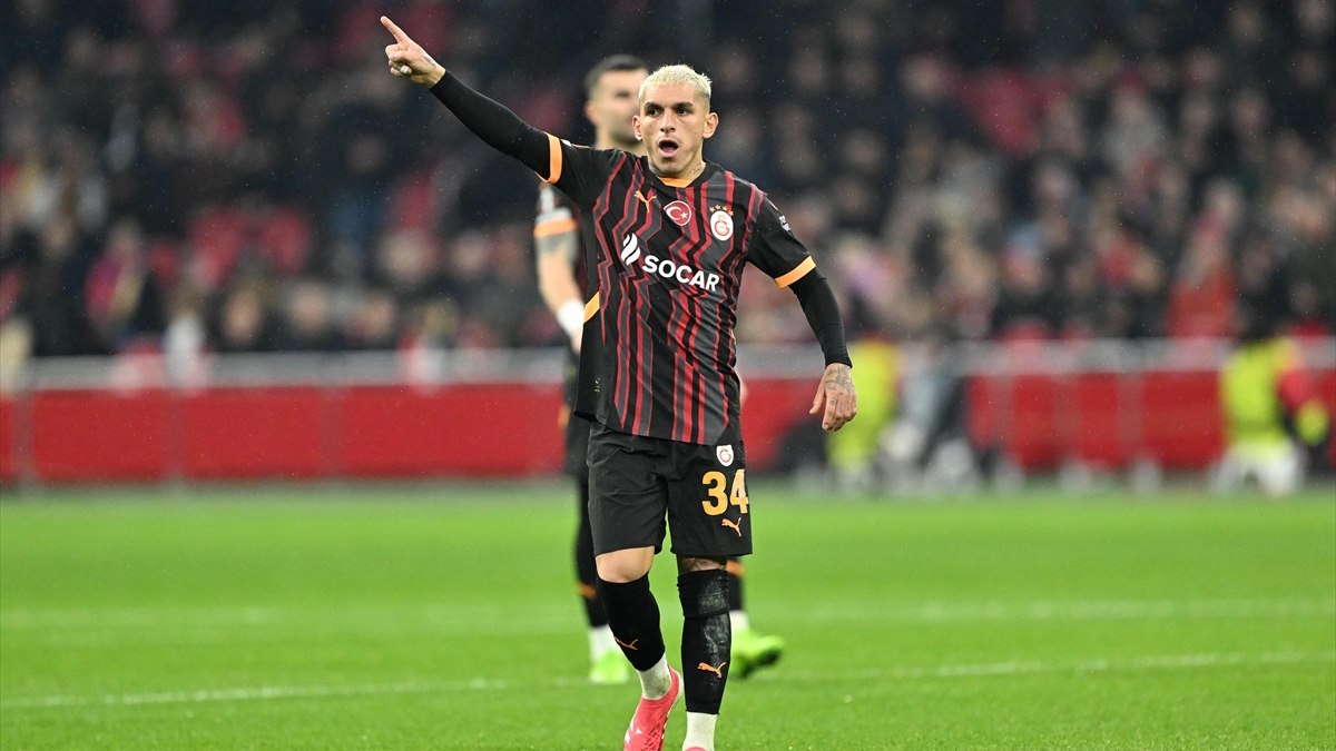 Galatasaray, Ajax ile oynadığı maçta mağlup oldu. Maç sonrası Torreira,