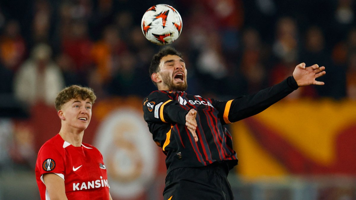 Galatasaray, AZ Alkmaar ile oynadığı play-off turu maçında Kaan Ayhan'ı