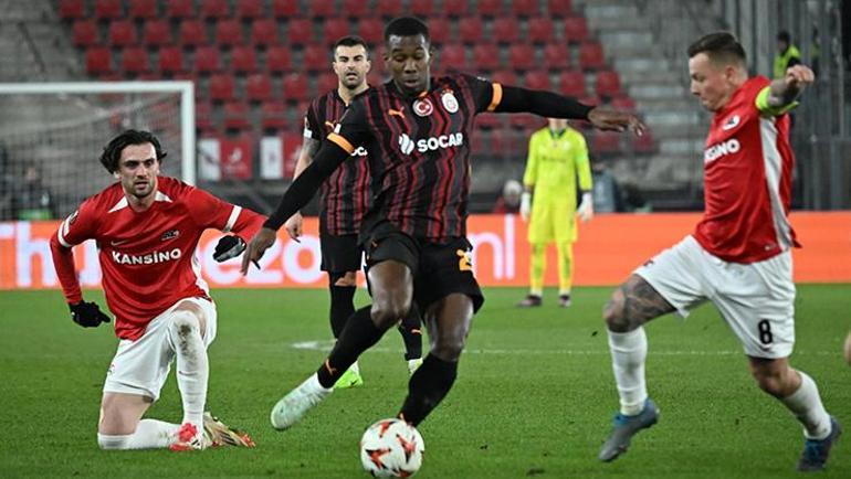 Galatasaray, AZ Alkmaar'a Yenildi