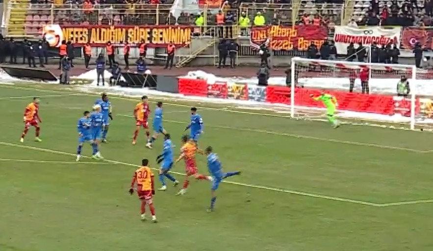 Galatasaray, Boluspor'u 2-1 Mağlup Etti