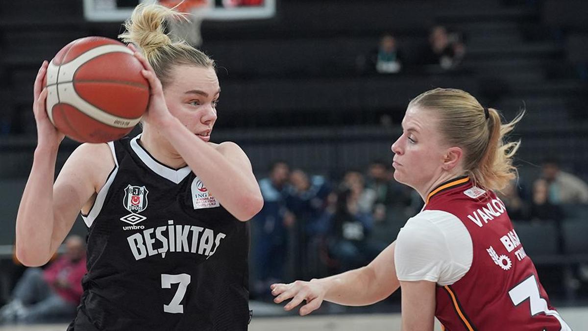 Bayanlar Basketbol Üstün Ligi'nin 22. haftasında oynanan derbide Beşiktaş, deplasmanda