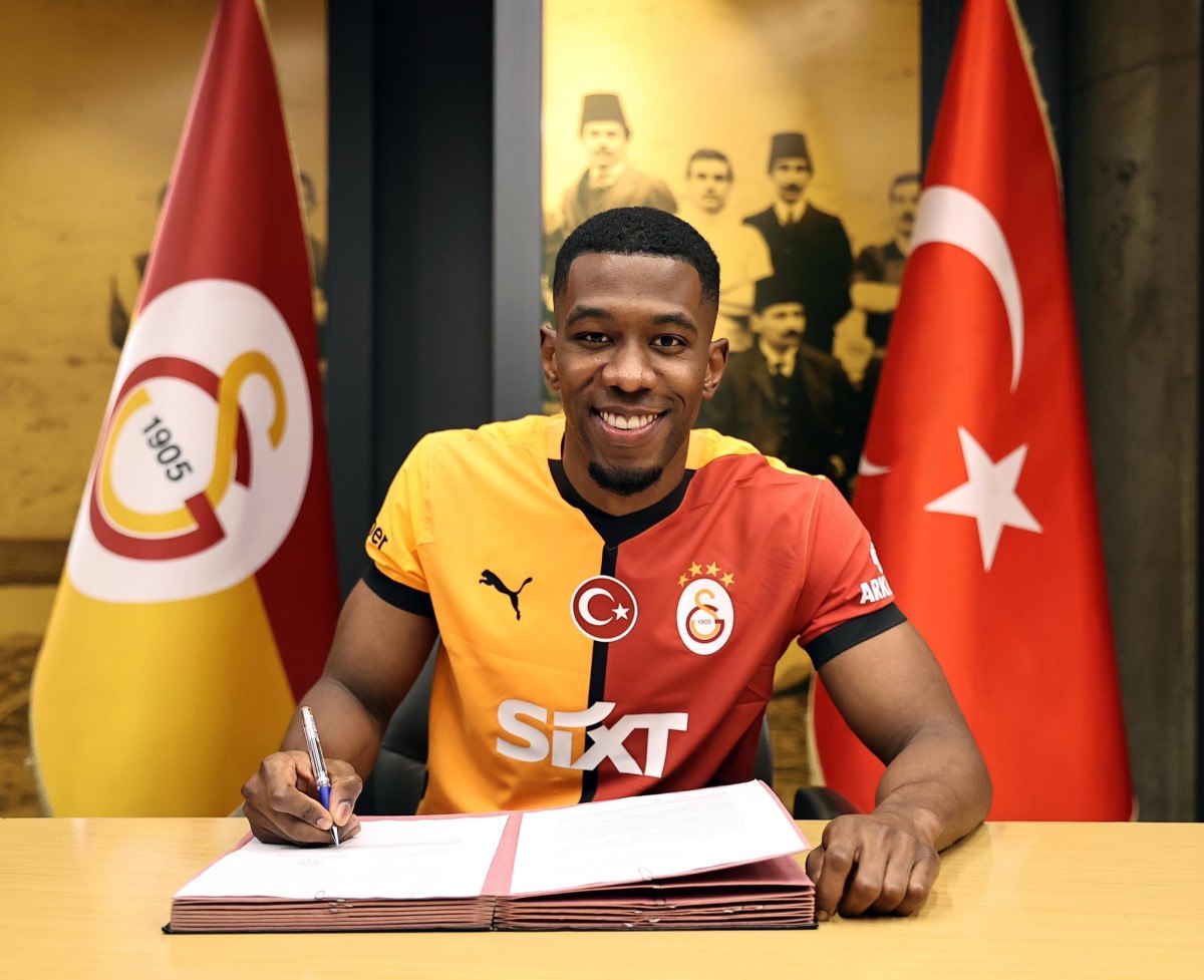 Galatasaray, Carlos Cuesta ile Anlaştı