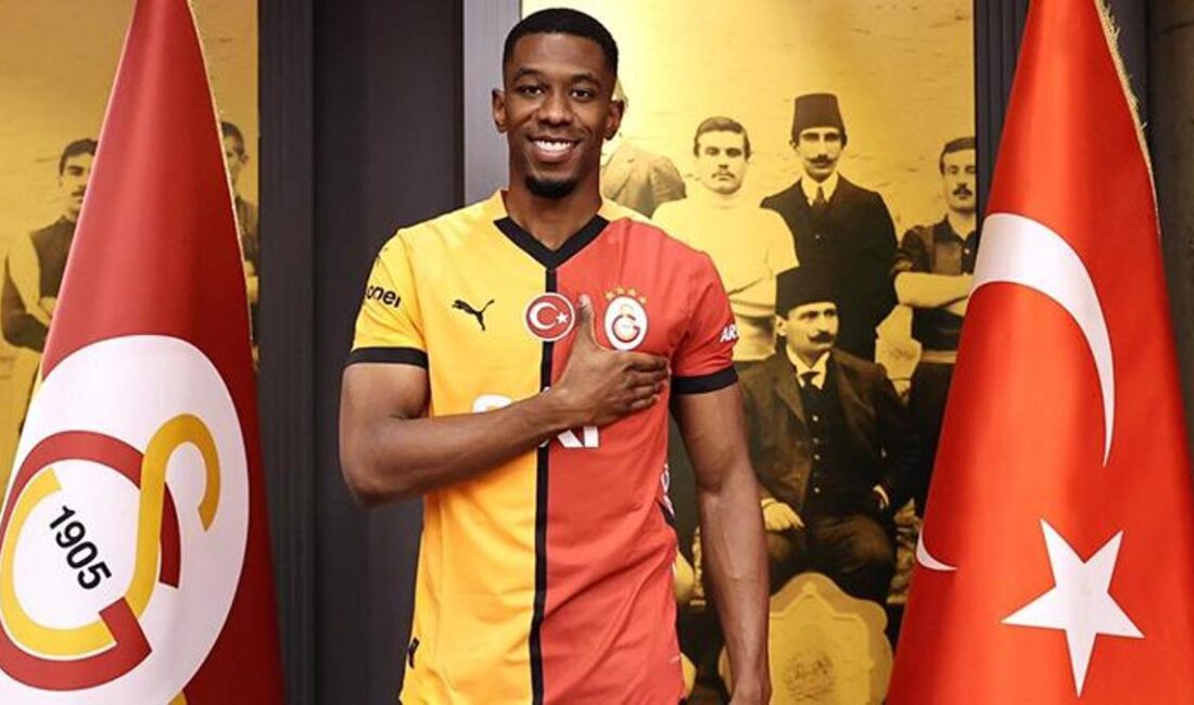 Galatasaray, transfer döneminde Carlos Cuesta'yı kadrosuna katarak savunma hattını güçlendiriyor.