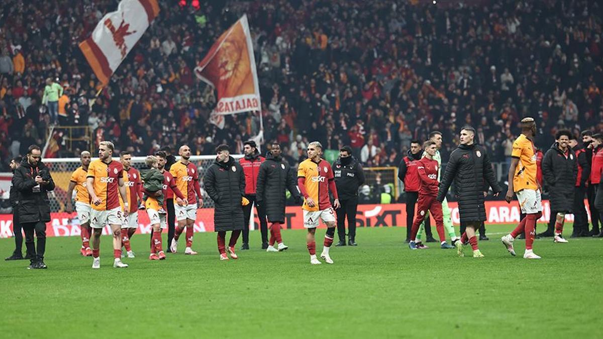 Galatasaray şampiyonluk yolunda Fenerbahçe ile ortadaki farkı koruyup ikili averajda