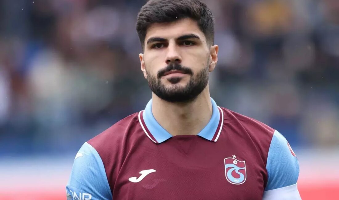 Galatasaray, genç yetenek Eren Elmalı'yı Trabzonspor'dan transfer ederek kadrosuna kattı.
