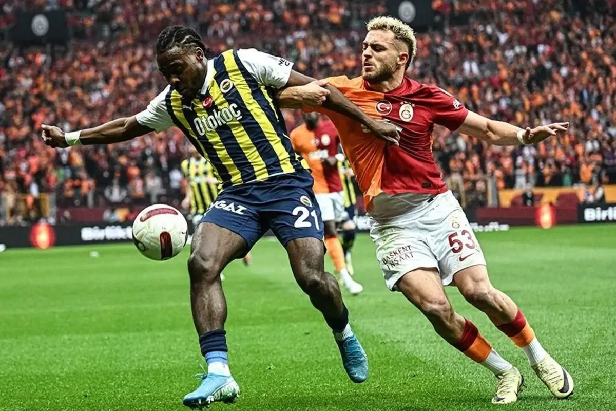 Galatasaray-Fenerbahçe derbisinde hakem kararları her zaman tartışma konusu olmuştur. Bu