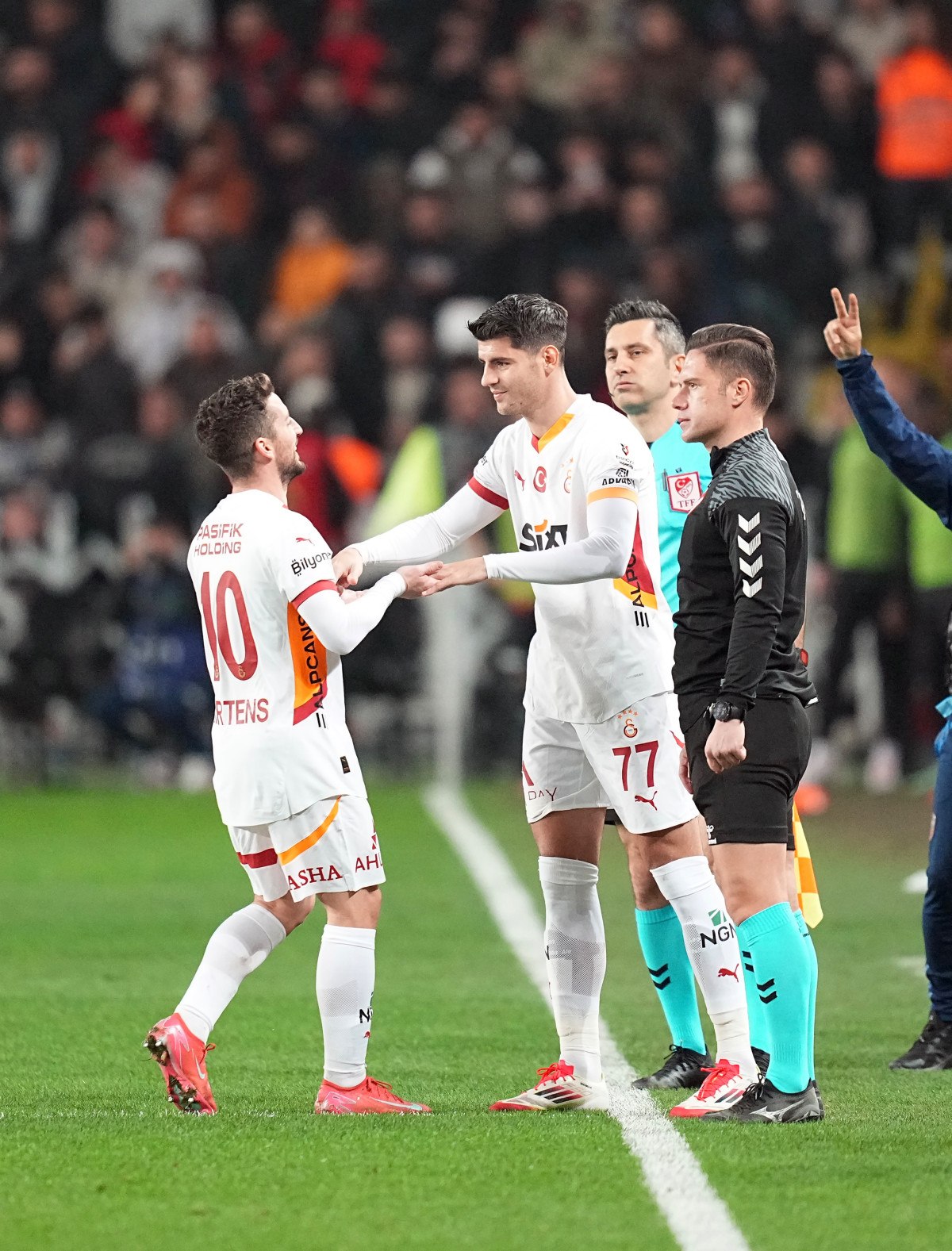 Galatasaray, Gaziantep FK'yi Deplasmanda Yenerek Üç Puan Aldı
