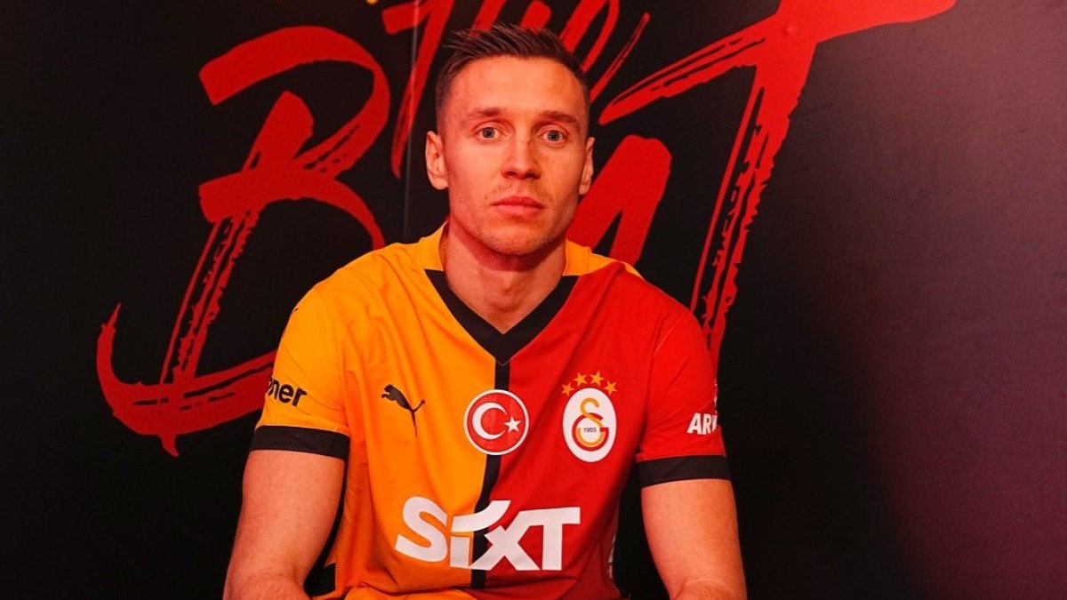 Galatasaray, Polonyalı futbolcu Przemyslaw Frankowski'yi kadrosuna kattı. Transferin detayları, oyuncunun