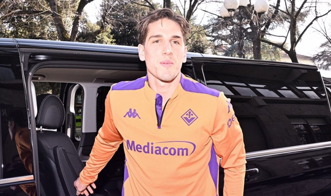 Galatasaray'da Nicolo Zaniolo'nun Fiorentina'ya transferi, futbol dünyasında büyük yankı uyandırdı.