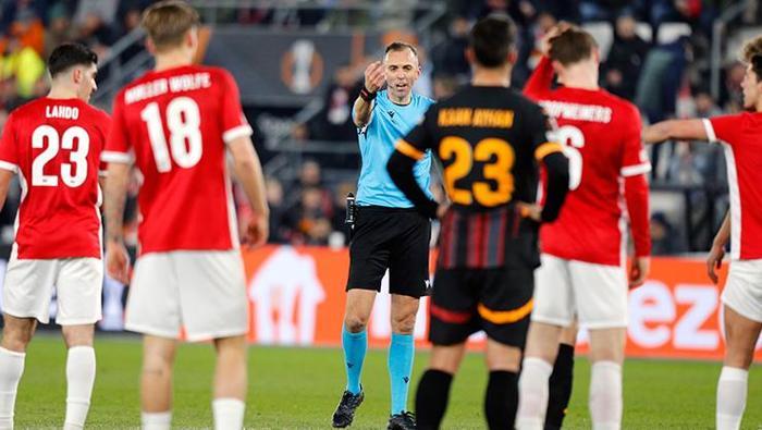Galatasaray'ın AZ Alkmaar Mağlubiyeti ve Okan Buruk'un Değerlendirmeleri