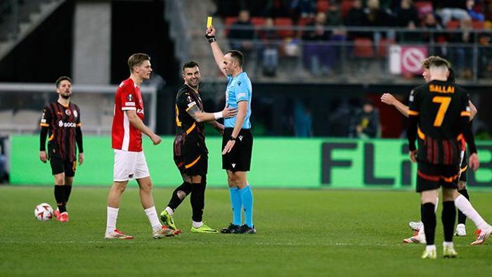 Galatasaray'ın AZ Alkmaar Mağlubiyeti ve Okan Buruk'un Değerlendirmeleri