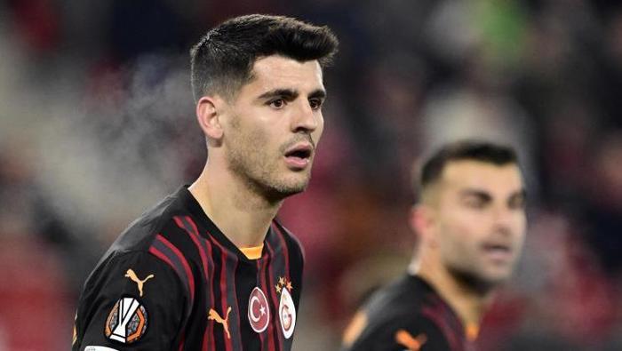Galatasaray'ın AZ Alkmaar Mağlubiyeti ve Okan Buruk'un Değerlendirmeleri