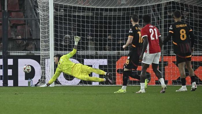Galatasaray'ın AZ Alkmaar'a 4-1 Mağlup Olduğu Avrupa Ligi Maçı