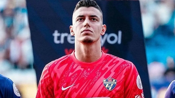 Galatasaray'ın Berke Özer Transfer Hedefi