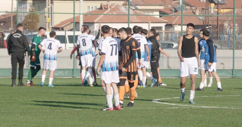 Gazi Osman Paşaspor ile Yolspor Karşı Karşıya Geldi