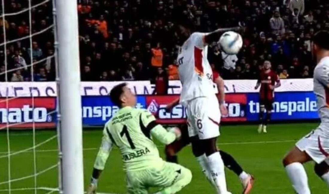 Gaziantep FK ile Galatasaray arasında oynanan maçta yaşanan tartışmalı anlar